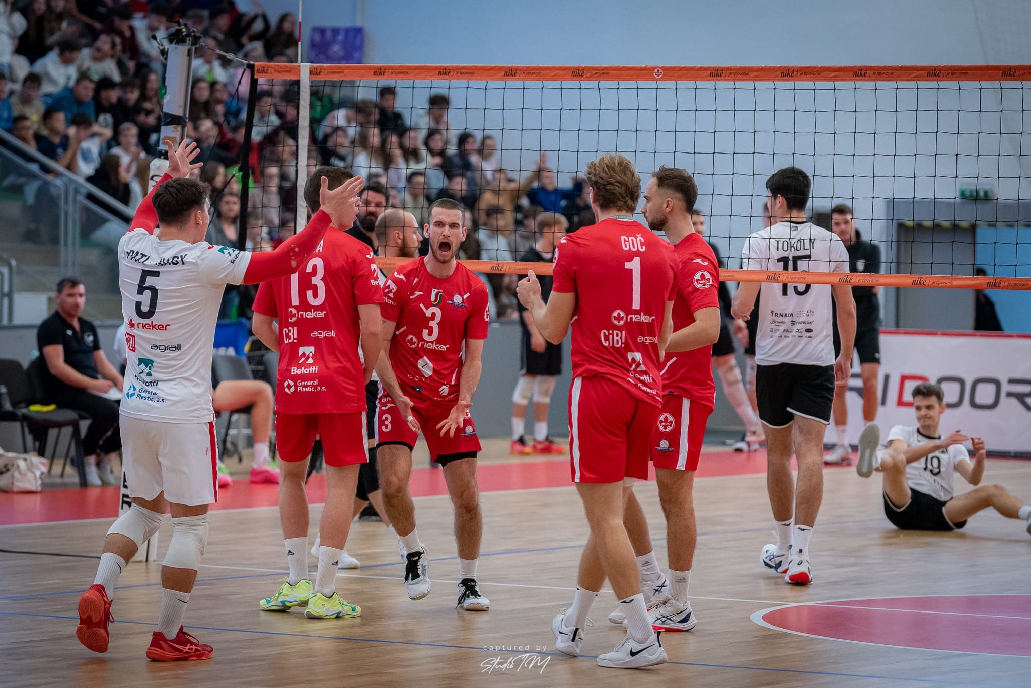 Komárno pred viac ako tisíckou detí zdolalo Trnavu