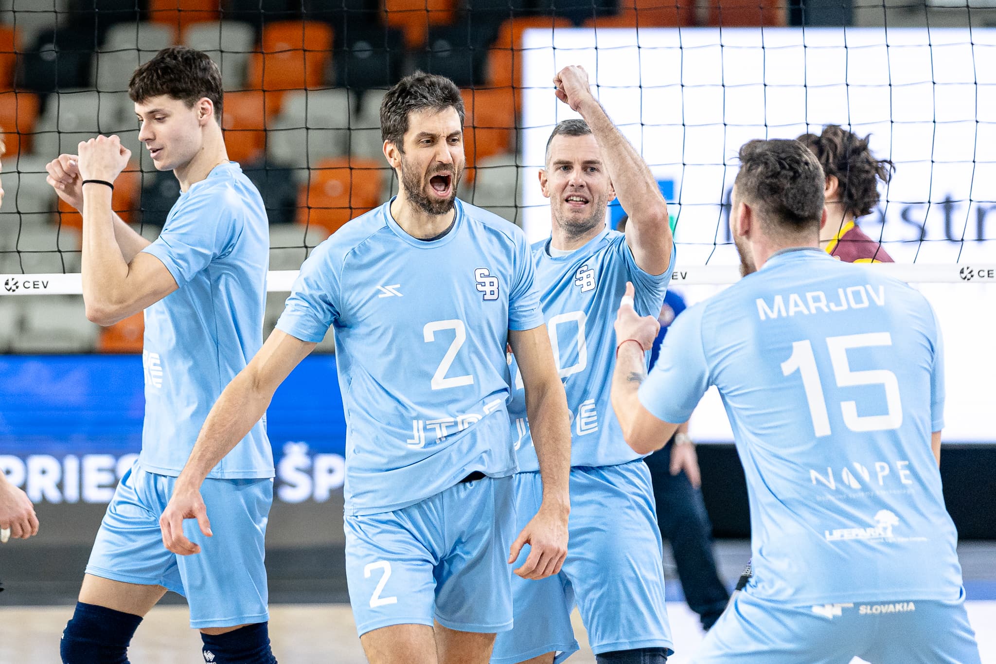 Slovan otočil päťsetovú drámu s Libercom a zabojuje o postup
