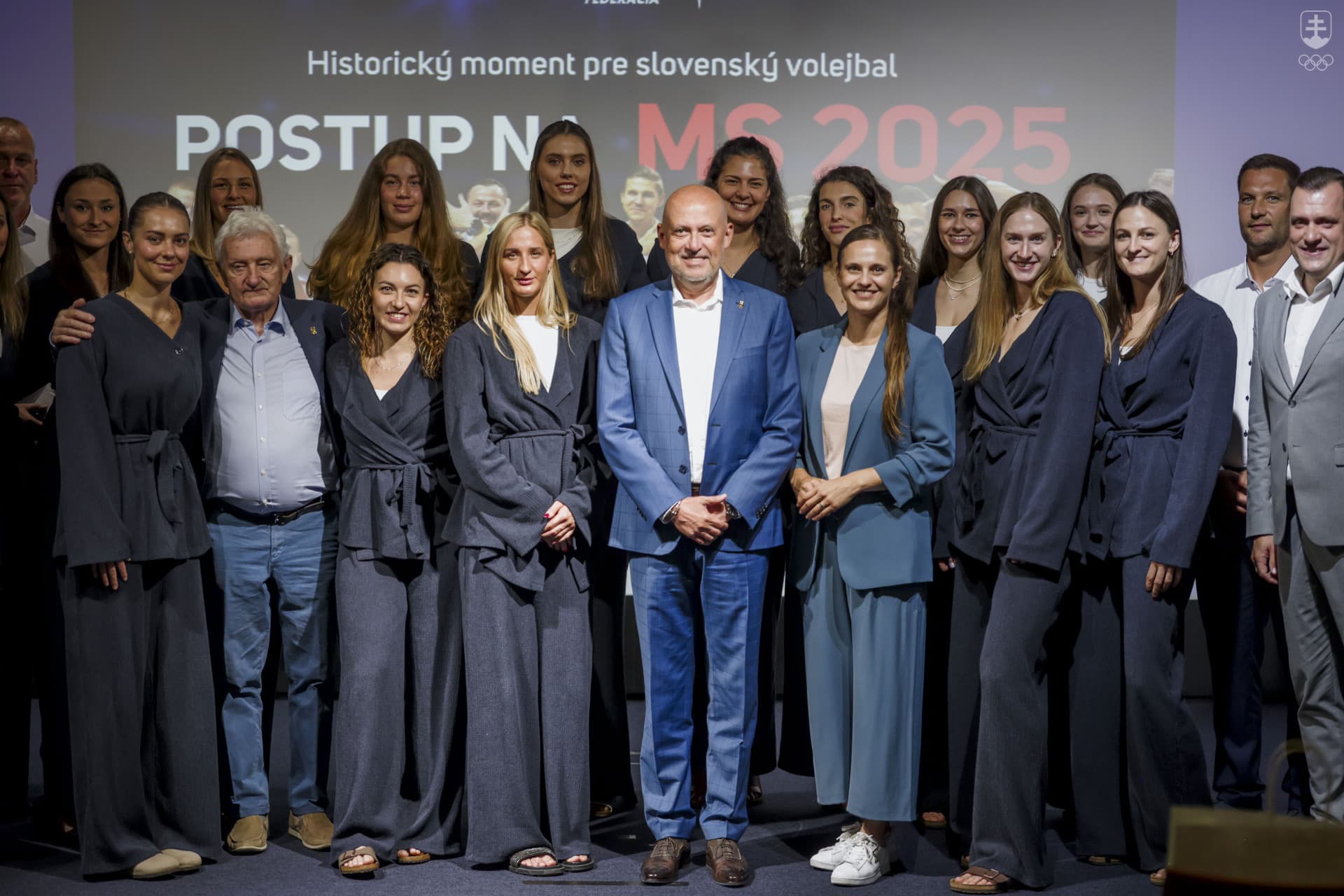Volejbalistky pred odchodom na premiérové MS prijali predstavitelia SOŠV