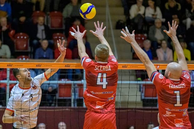 Súboj na východe pre Svidník, 38 bodov Petra Mlynarčíka