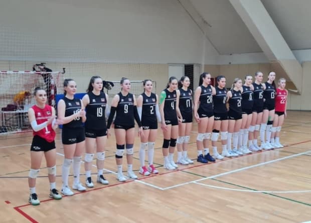 Slovenky na juniorskom turnaji klubov MEVZA s dvomi prehrami, Slováci s jednou výhrou 