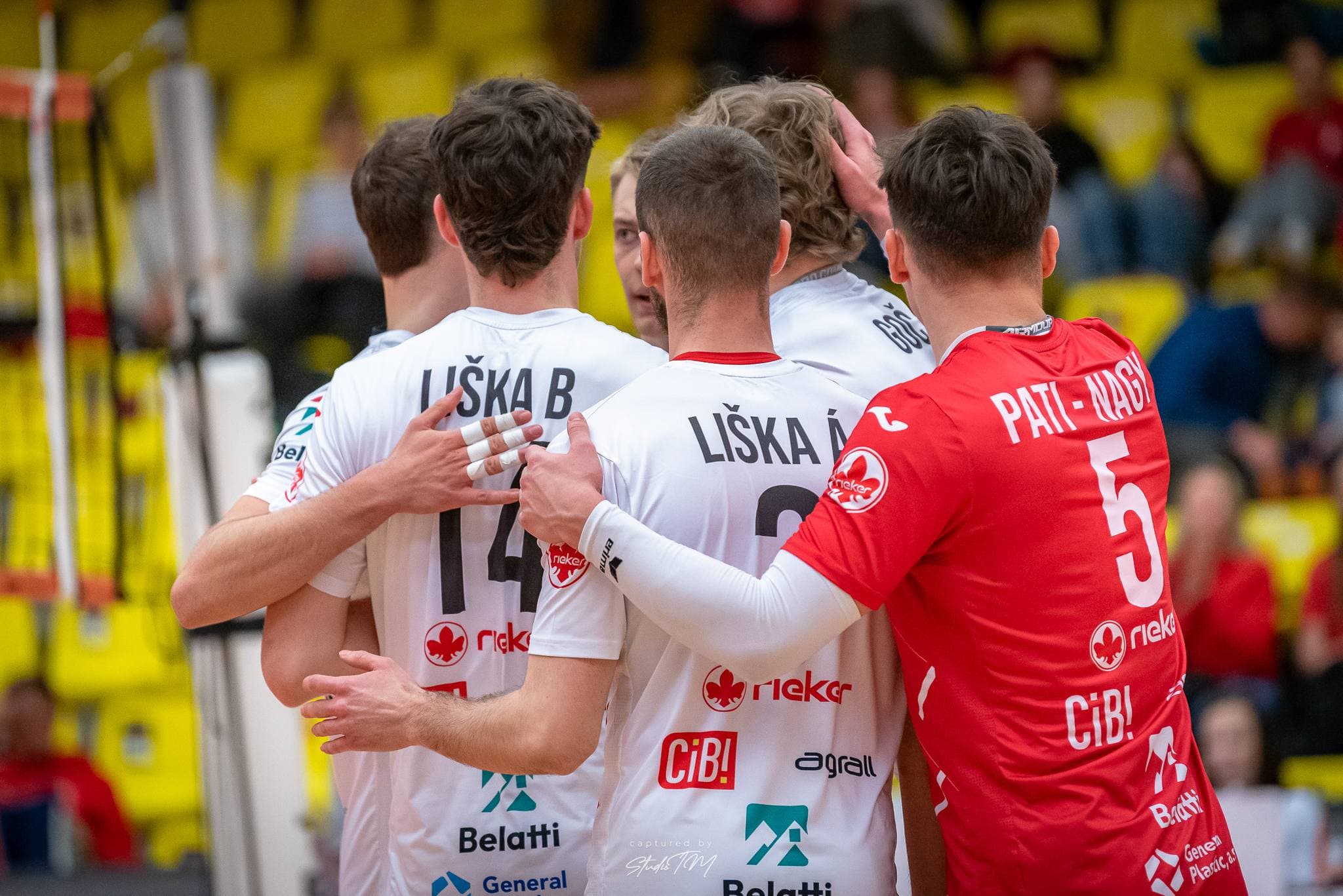 Komárno splnilo povinnosť v Trnave, Halanda režíroval hladké víťazstvo