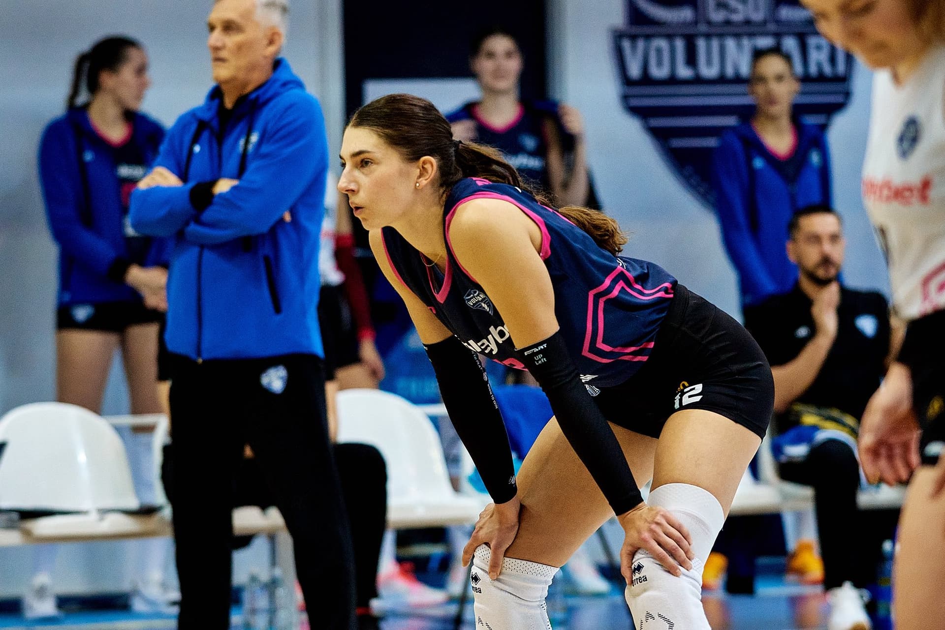 LEGIONÁRI: V Rumunsku Radosová – Hrušecká v tajbrejku 16:18  