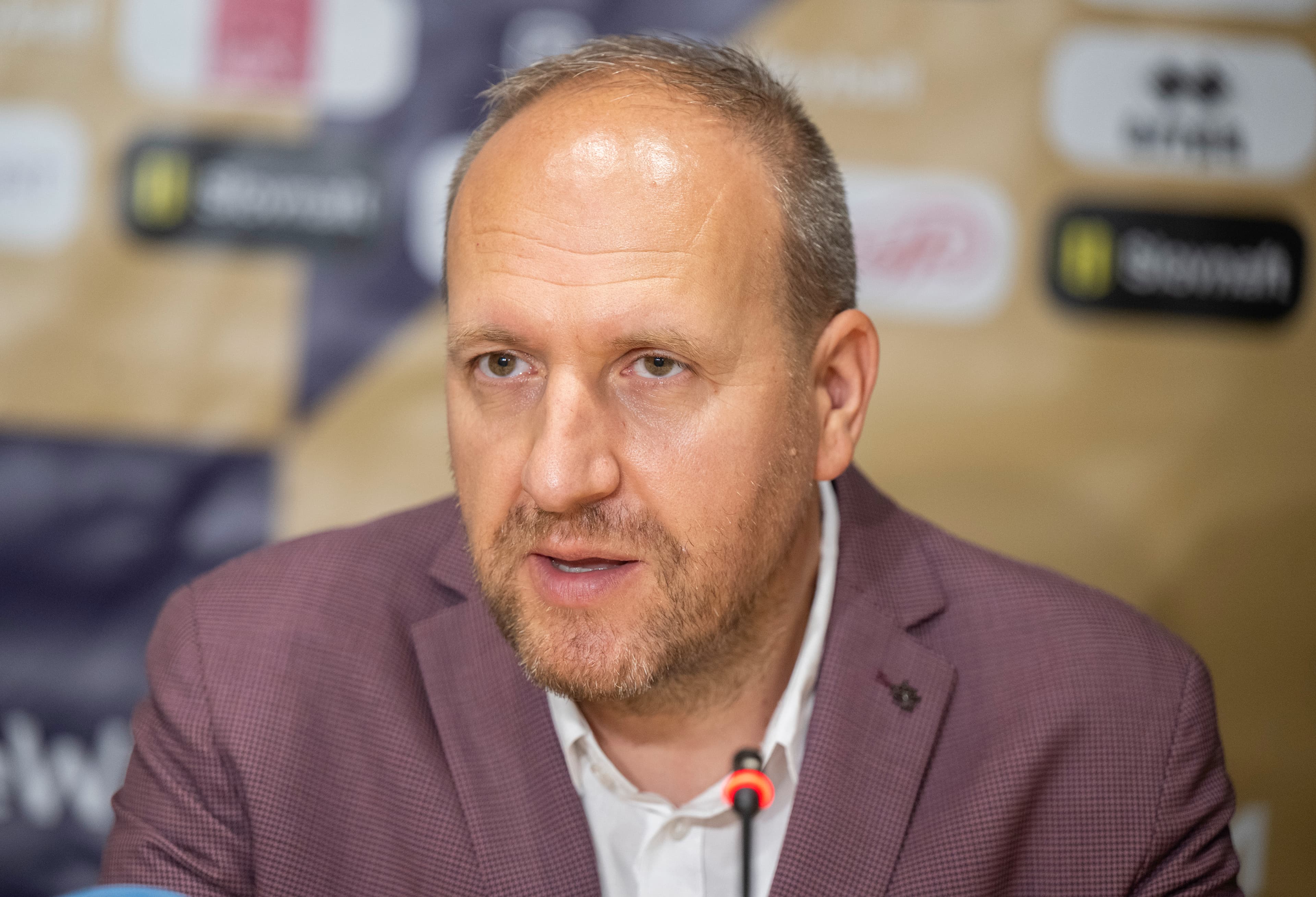 Slovnaft ostáva hlavným partnerom slovenských volejbalových reprezentácií aj v štvrtej sezóne