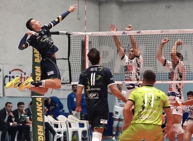 Neplánovane pridlhé čakanie Petráša na debut