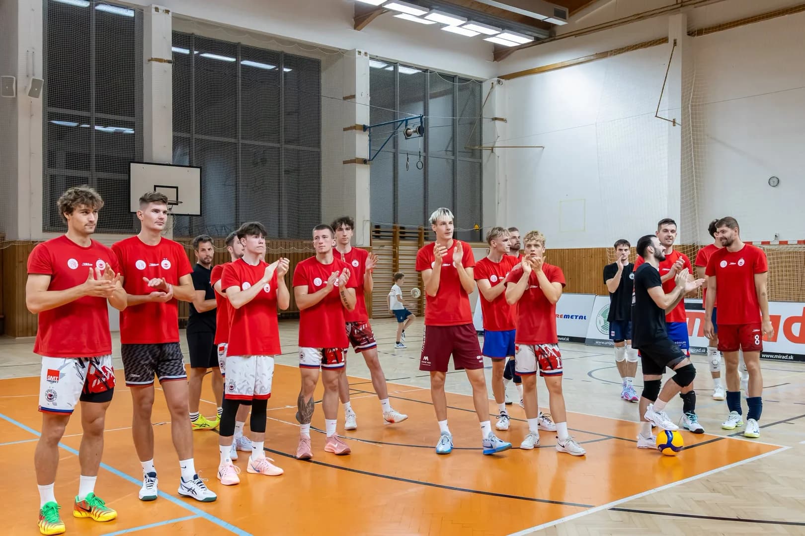 MIRAD UNIPO chce posunúť mladých hráčov a zabojovať o pohárovú trofej