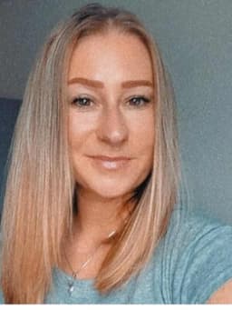 Simona Zsideková