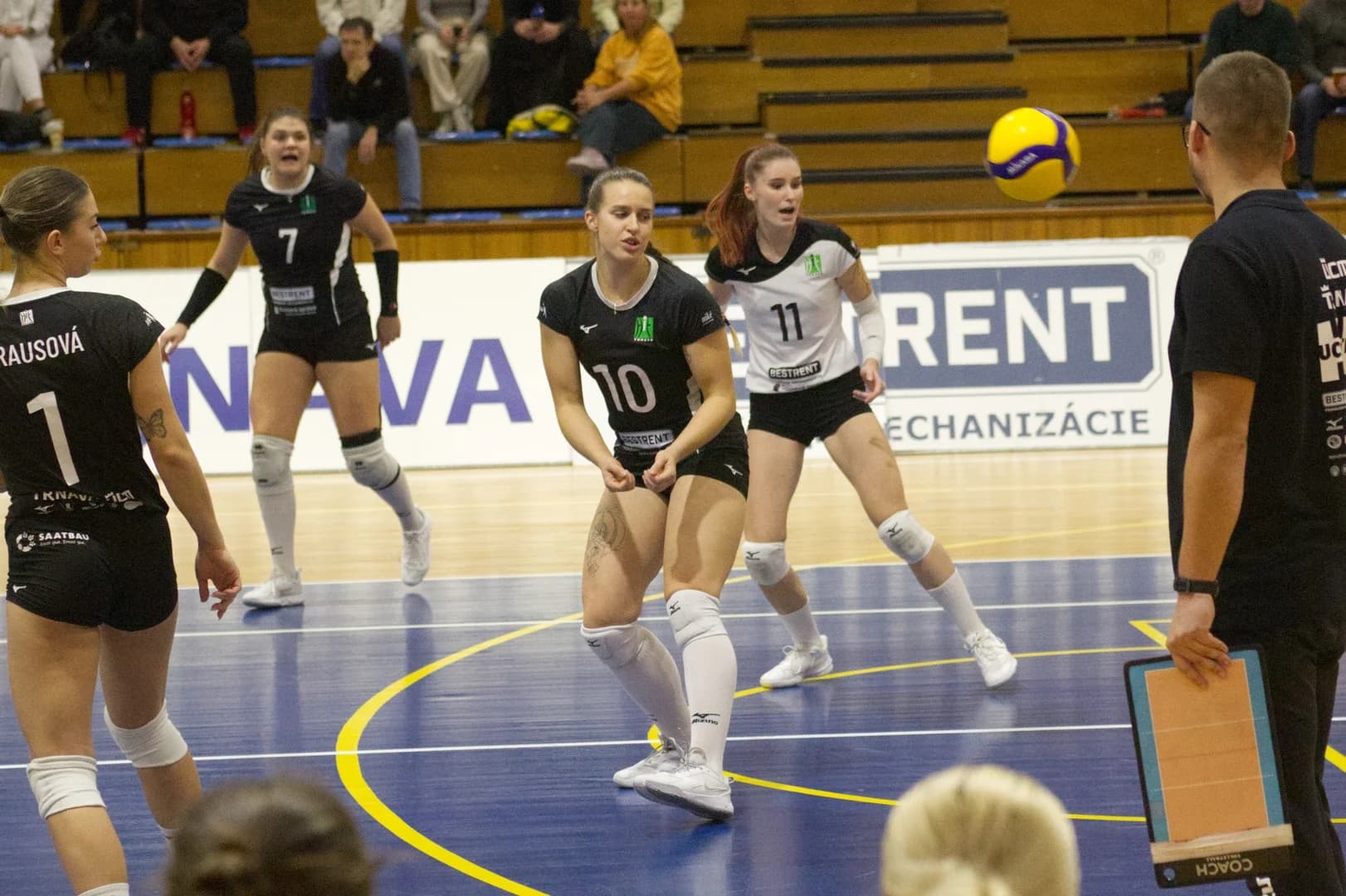 Brusno zvládlo odvetu v Trnave a po druhom víťazstve postúpilo do semifinále