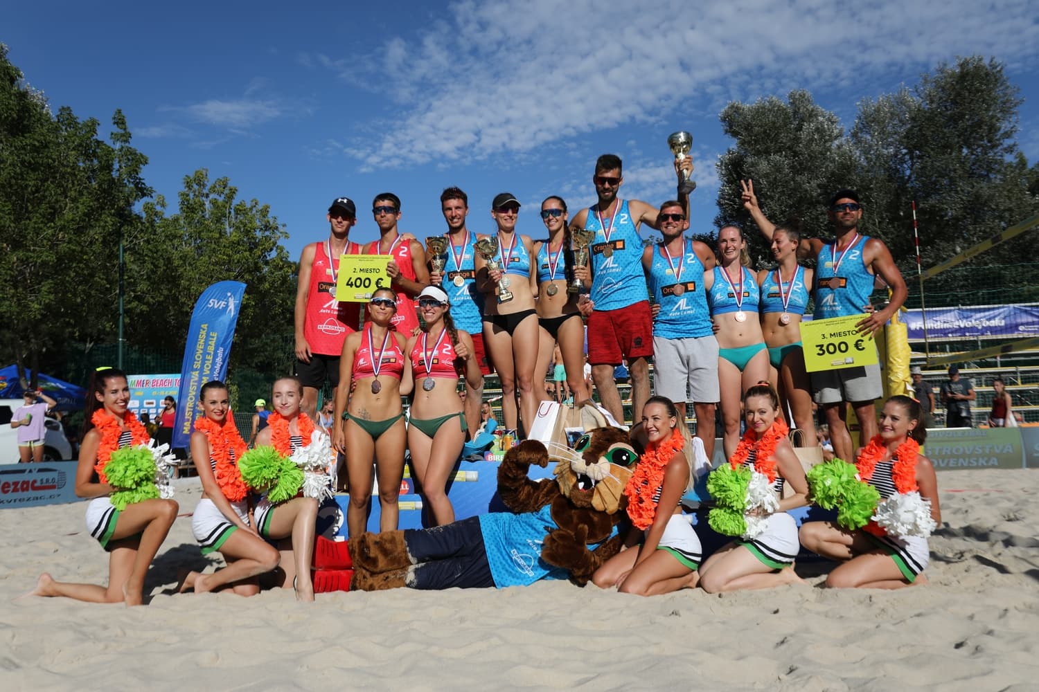 Šampiónmi Summer Beach Tour Ludha s Nemcom a Šimanicová s Tokošovou