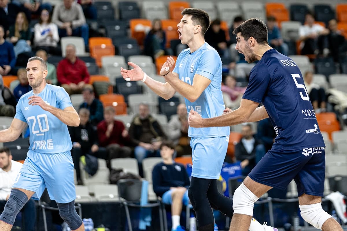 Slovanisti nedali Huizenu žiadnu šancu a vyhrali 3:0