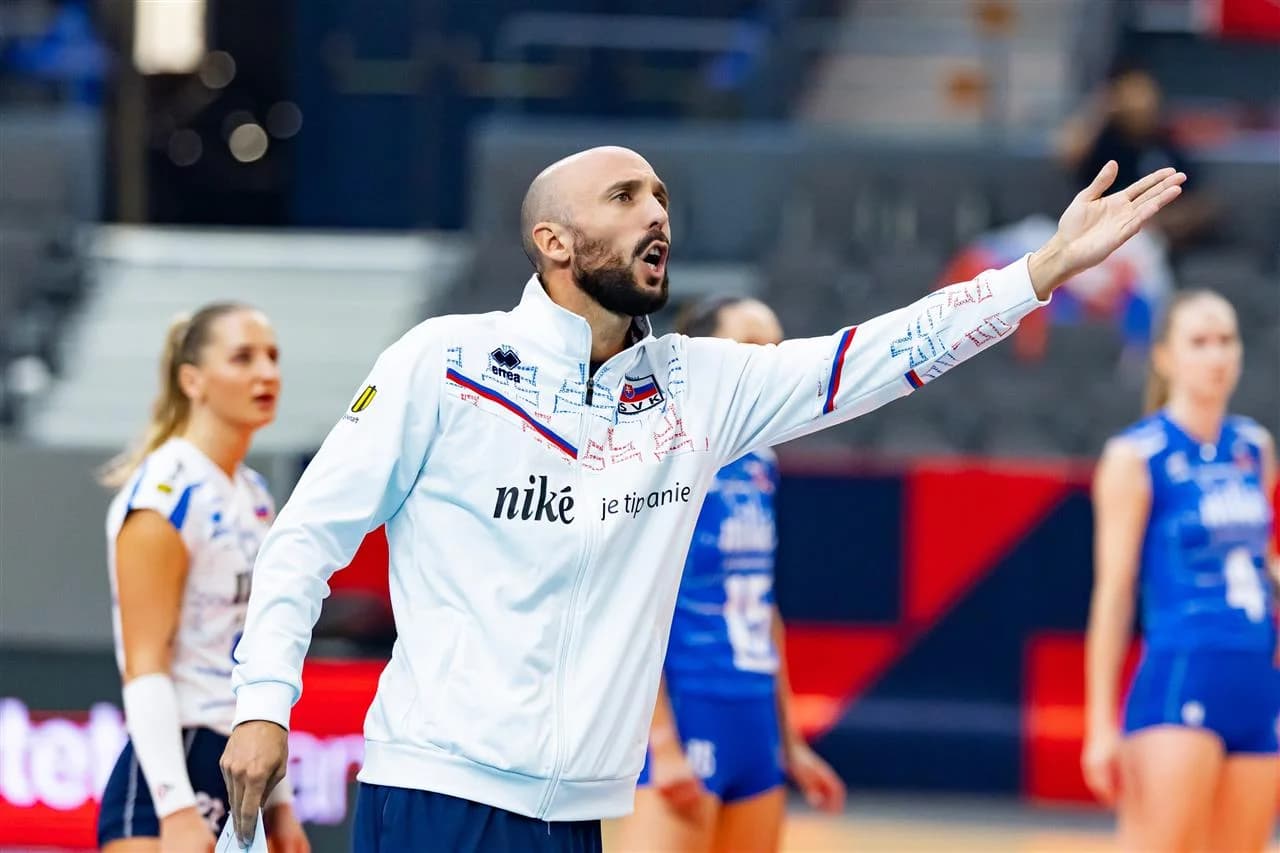 „Chceme posunúť reprezentáciu na vyššiu úroveň a stanoviť si náročnejšie ciele,“ hovorí tréner žien Martino Volpini