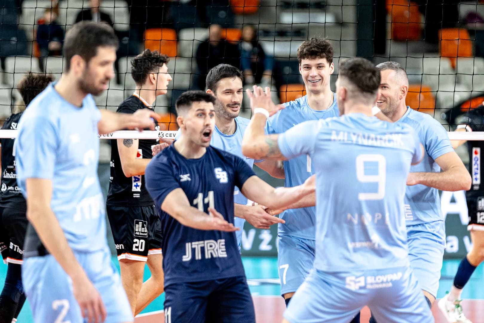 V prvom semifinále slovanisti prehrali s Aalstom tesne 2:3
