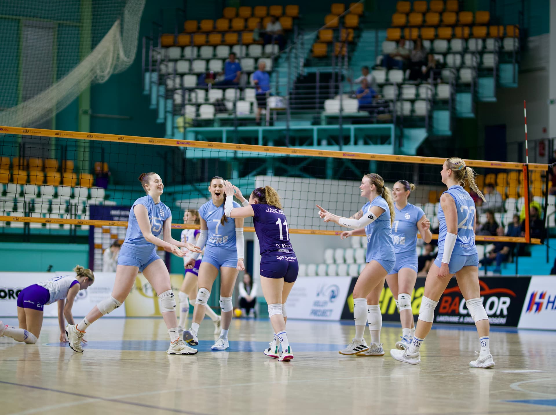 Slovan zvládol drámu v Nitre a je krok od finále